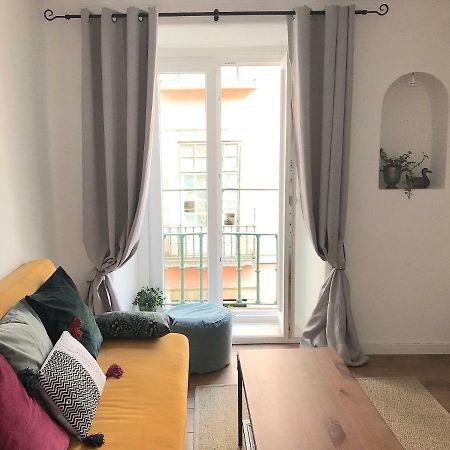 Gorgeous Bairro Alto Apartment Lisboa Екстериор снимка